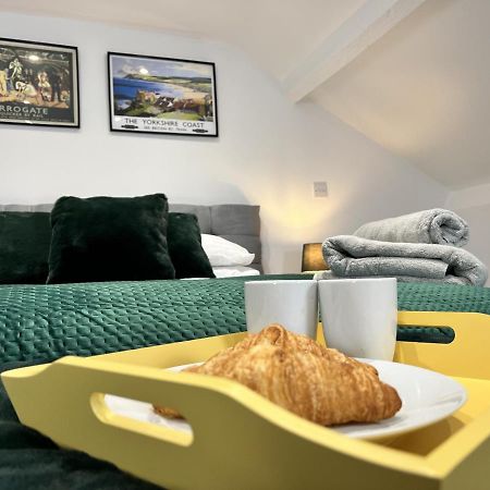 Luxurious Harrogate Penthouse With Free Parking Apartment Екстериор снимка