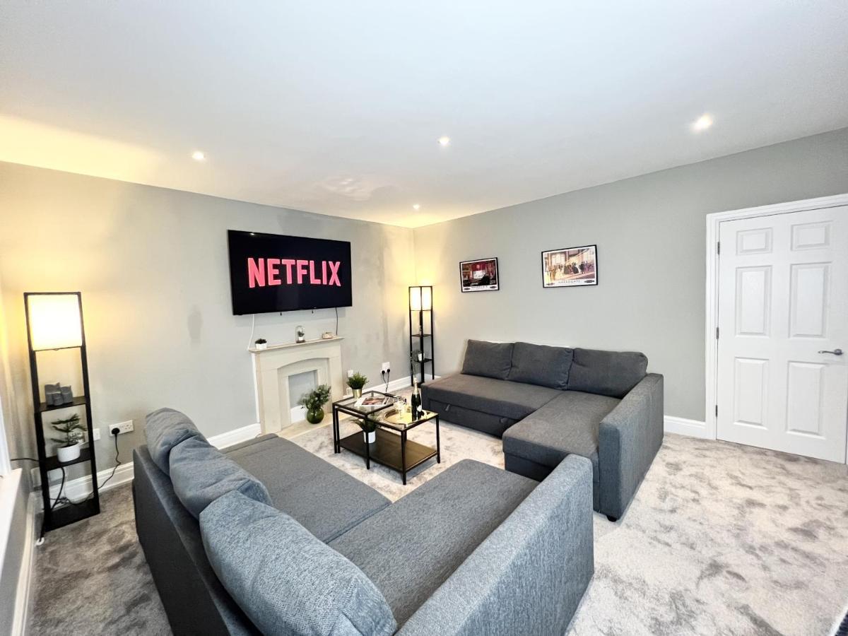 Luxurious Harrogate Penthouse With Free Parking Apartment Екстериор снимка